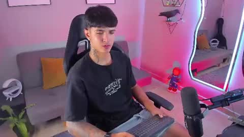 Light online show from July 27, 2:28 am
