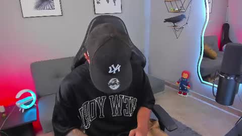 Light online show from August 13, 3:42 am
