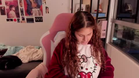iam_nikki online show from July 24, 8:06 am
