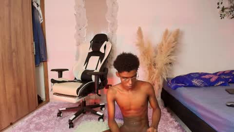 iamandrey_ online show from July 28, 5:35 am