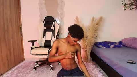 iamandrey_ online show from July 31, 11:21 pm