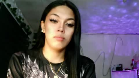 iamcristel online show from August 3, 5:42 pm