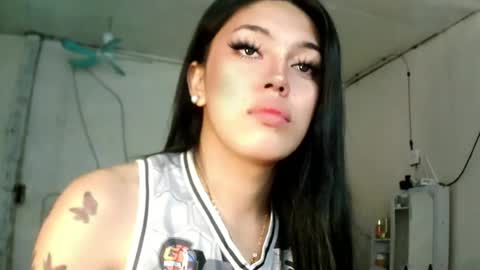 iamcristel online show from August 8, 10:21 pm