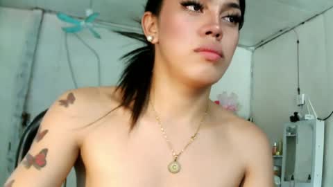 iamcristel online show from August 9, 2:56 am