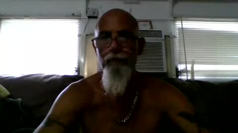 iamgoat_69 online show from July 17, 3:34 pm