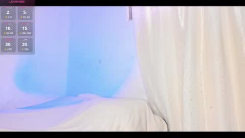 Lara online show from July 6, 4:10 pm