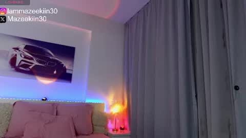 Maze online show from July 23, 8:55 pm