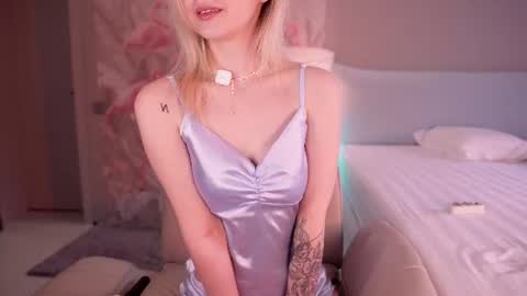 iamninamint online show from July 11, 1:39 pm