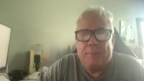 iamsuperhard9 online show from August 14, 6:22 pm