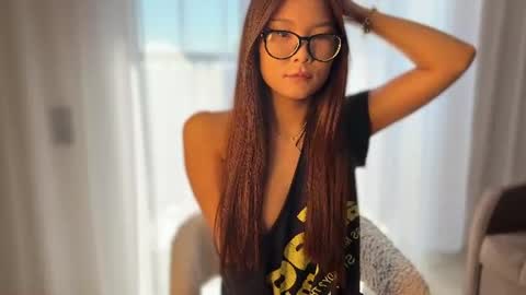 iamyuki_ online show from August 11, 3:41 am