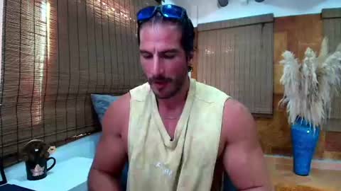 Icarus secret online show from July 30, 9:32 pm