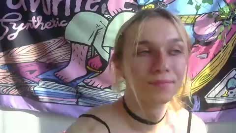 Jade online show from August 3, 1:18 pm