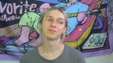 Jade online show from August 14, 2:53 pm