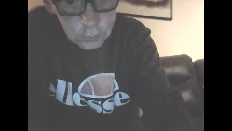 icemandude online show from May 2, 10:25 pm