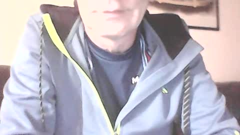 icemandude online show from June 20, 12:27 pm