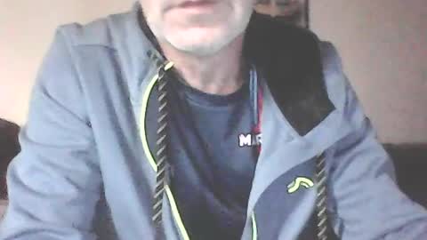 icemandude online show from July 4, 7:54 am