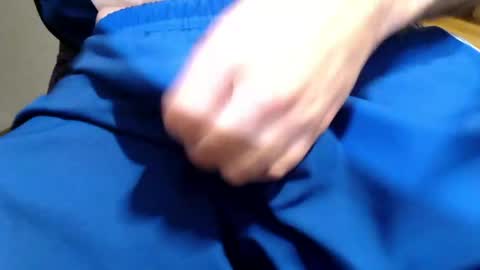 icky_thumps online show from May 1, 10:58 pm