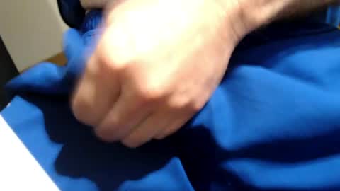 icky_thumps online show from May 3, 6:29 am