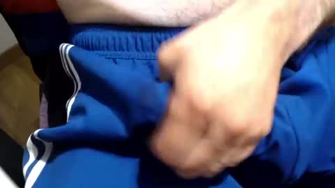 icky_thumps online show from August 9, 5:19 am