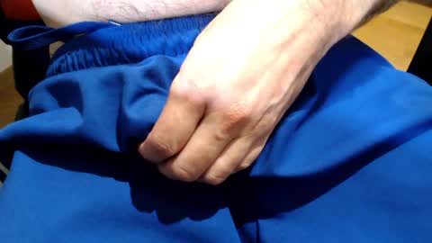 icky_thumps online show from August 13, 10:46 pm