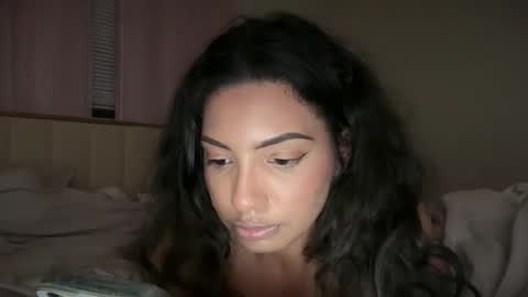 icyalexandra20 online show from March 30, 4:26 am