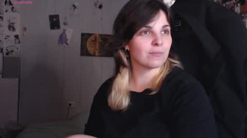 Saya online show from June 29, 6:21 pm
