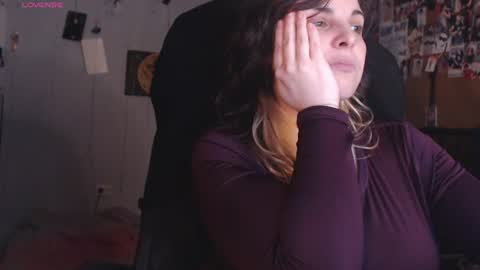 Saya online show from July 7, 1:42 am