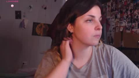 Saya online show from July 22, 9:22 am
