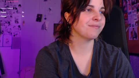 Saya online show from August 7, 7:08 am