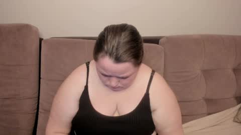 Alice and Alex online show from July 26, 2:05 am