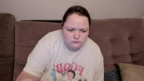 Alice and Alex online show from August 2, 12:39 am