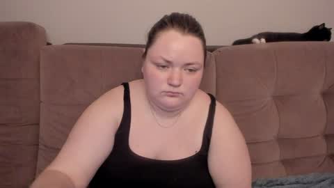Alice and Alex online show from August 4, 4:20 am