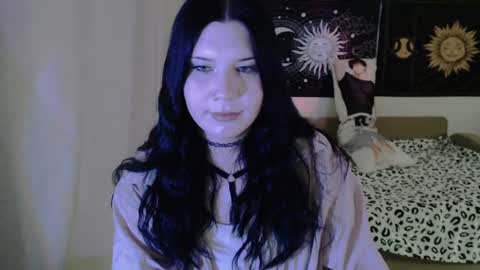 Vella online show from August 9, 9:43 am