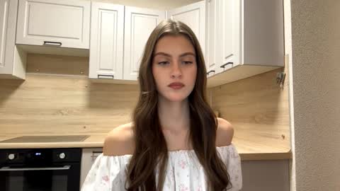 Sophie online show from March 27, 3:38 pm