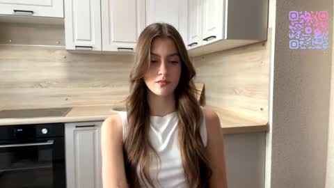 Sophie online show from April 8, 11:42 am