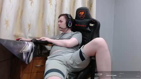 iliaskris online show from August 14, 10:02 pm