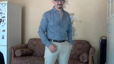 ilovecuteguy79 online show from June 2, 4:59 am