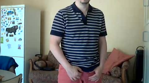 ilovecuteguy79 online show from June 15, 9:29 am