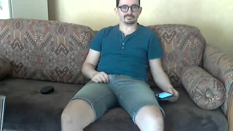 ilovecuteguy79 online show from July 27, 8:09 am