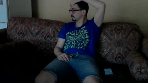 ilovecuteguy79 online show from August 16, 5:55 am