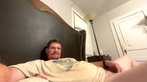 ilovelookingatbigass online show from April 18, 2:38 am