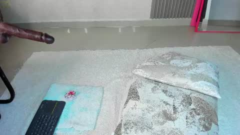 hanna online show from August 16, 3:43 am