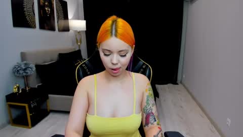Roxy online show from July 7, 10:57 pm
