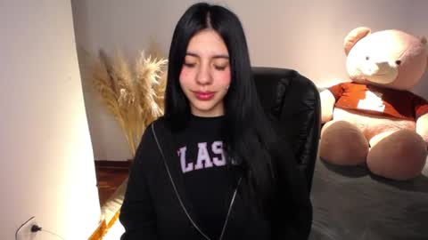 im_alyn online show from July 2, 11:06 pm