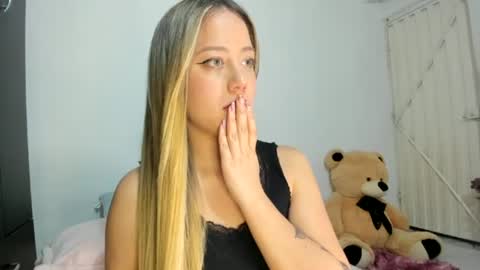 Caro   online show from July 3, 6:37 am