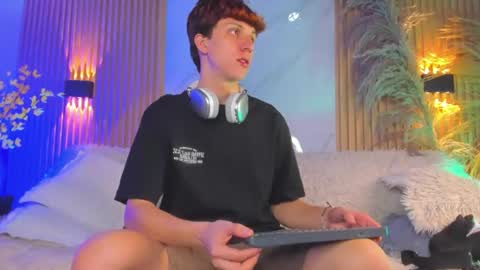 daren online show from August 14, 3:10 am