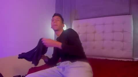 im_eiden_ online show from February 19, 9:23 pm