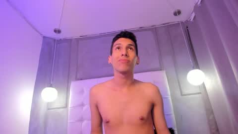 im_eiden_ online show from February 23, 2:21 am
