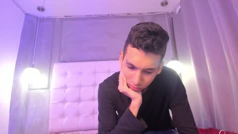 im_eiden_ online show from February 23, 4:11 am