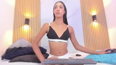 ETHAN online show from August 11, 1:35 pm